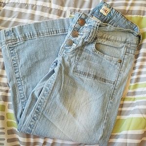 Like New Juniors Denim Capri